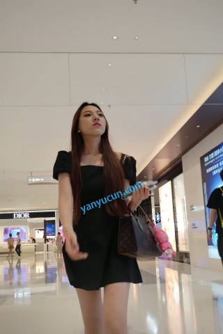 CS121【CSCD】黑色连衣裙美女和闺蜜逛街买东西，黑色窄内