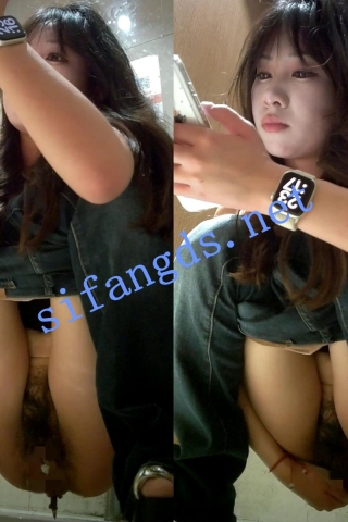 CP016❤️【厕拍】全景前拍 小姐姐拉屎超多白带流出！！